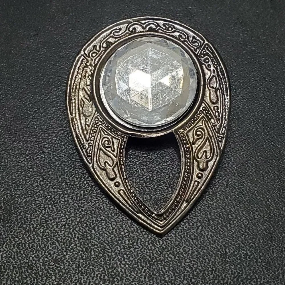 Dark silver tone rhinestone teardrop shaped brooch
